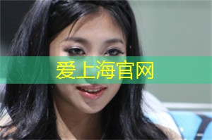 在烧烤街体验夜晚的舌尖之旅